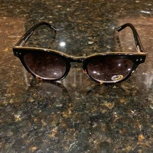 Eye Bob sunglasses readers / 2.50